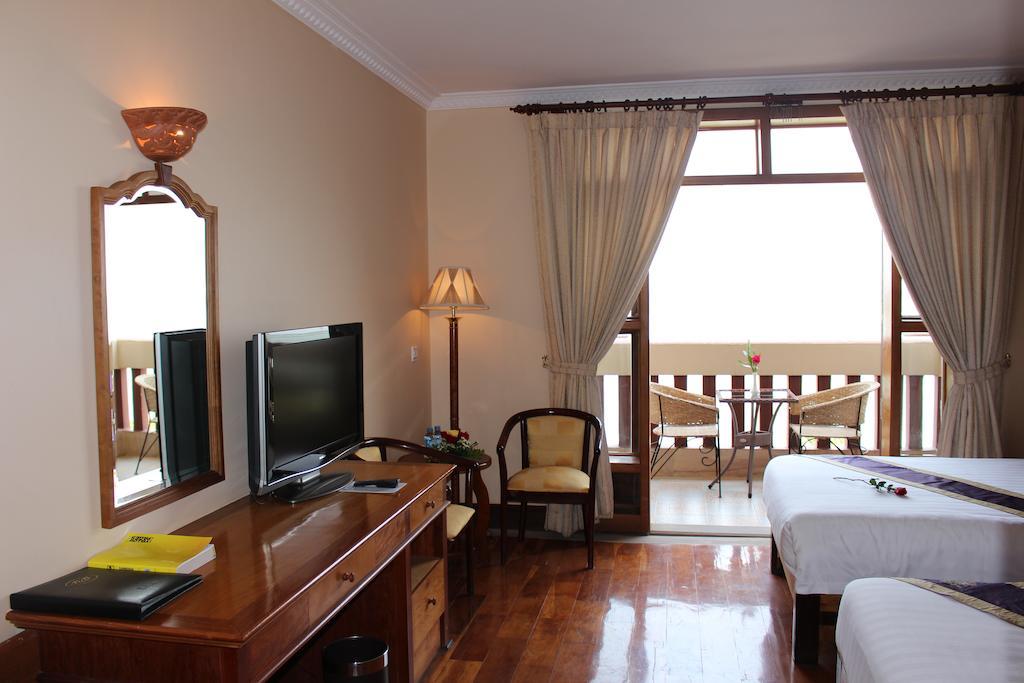 Blue River Hotel Phnom Penh Exterior foto