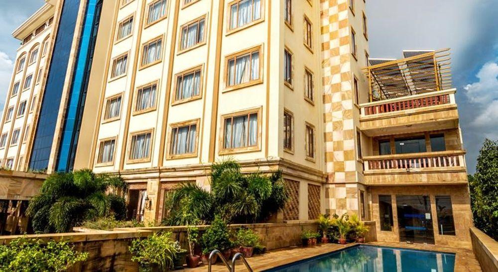Blue River Hotel Phnom Penh Exterior foto