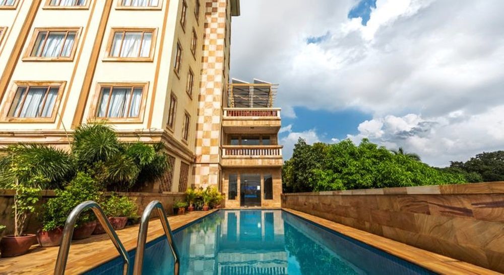 Blue River Hotel Phnom Penh Exterior foto