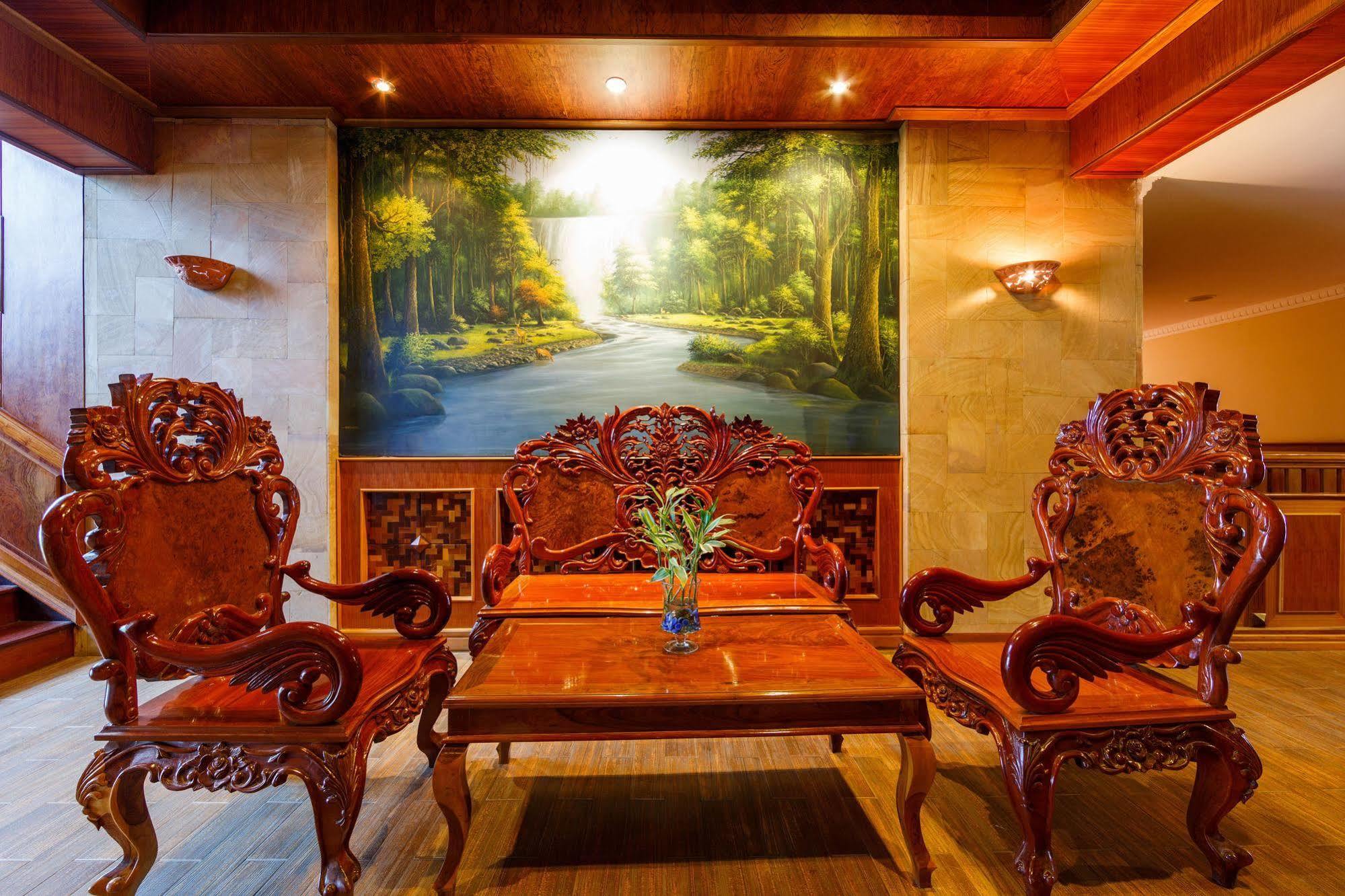 Blue River Hotel Phnom Penh Exterior foto